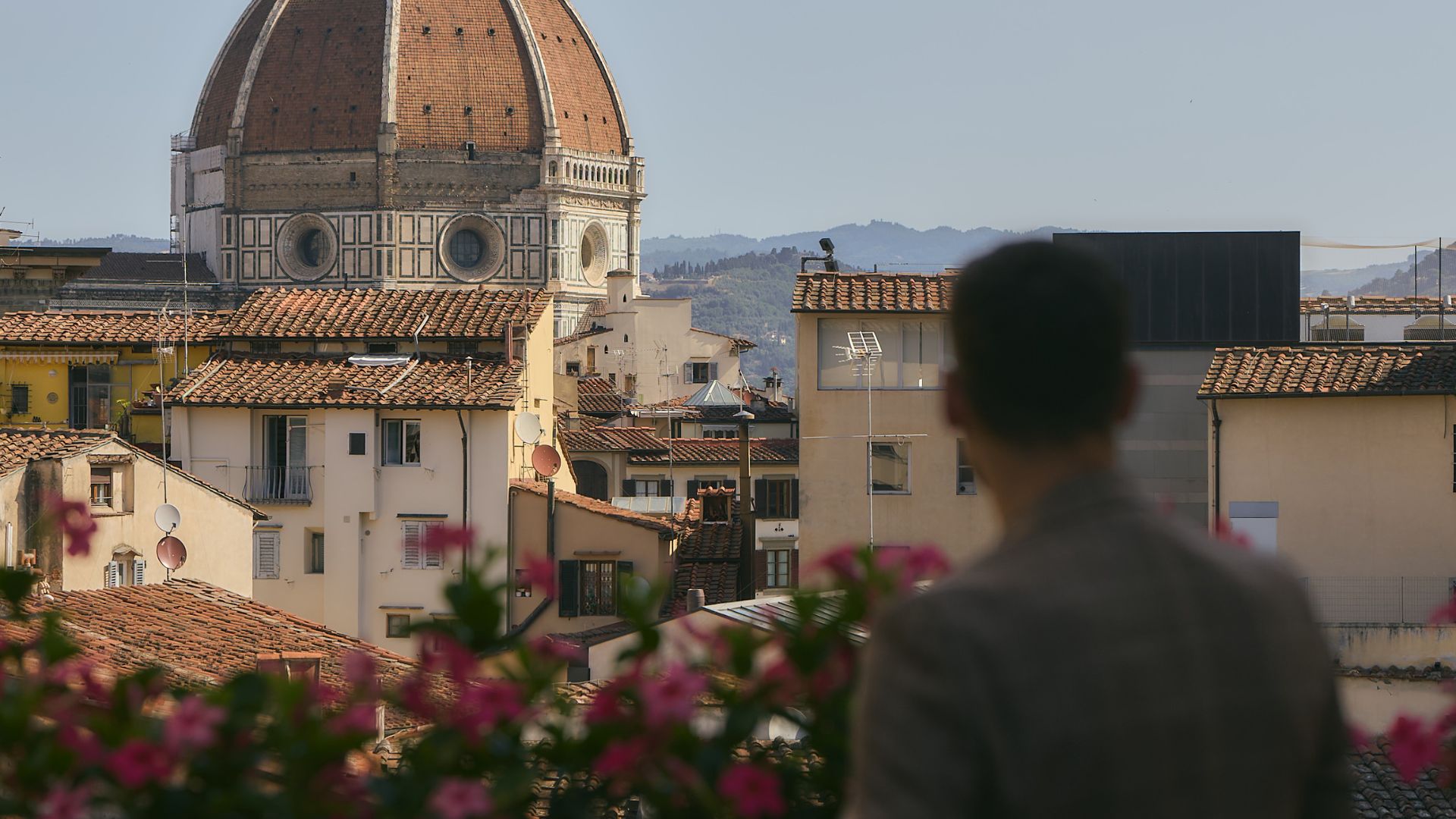 Dressing for summer without letting your guard down: the true challenge of men’s elegance